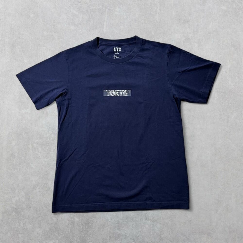 UT Uniqlo Unisex Medium Navy Blue Tokyo Graphic Tee